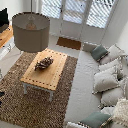 Gite La Petite Maison Guitres Екстер'єр фото