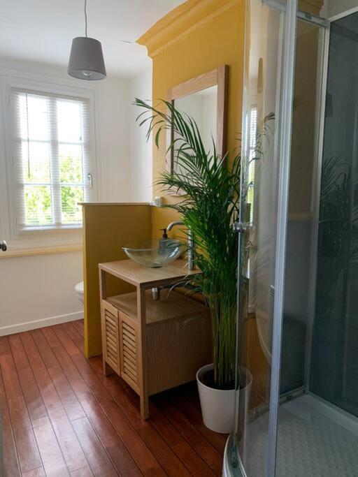 Gite La Petite Maison Guitres Екстер'єр фото