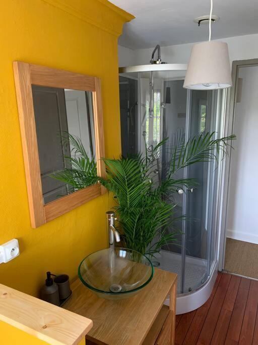 Gite La Petite Maison Guitres Екстер'єр фото
